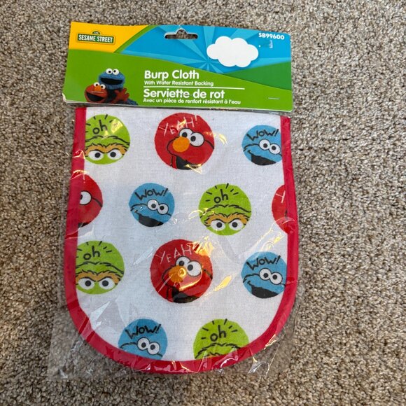 Sesame Street Baby Burp Cloth NEW Elmo Big Bird Oscar Cookie Monster - Picture 1 of 4